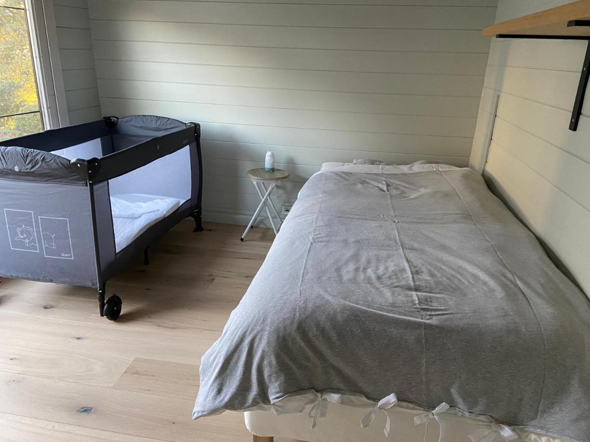 Chalet Eau Vive Maaseik Exteriör bild